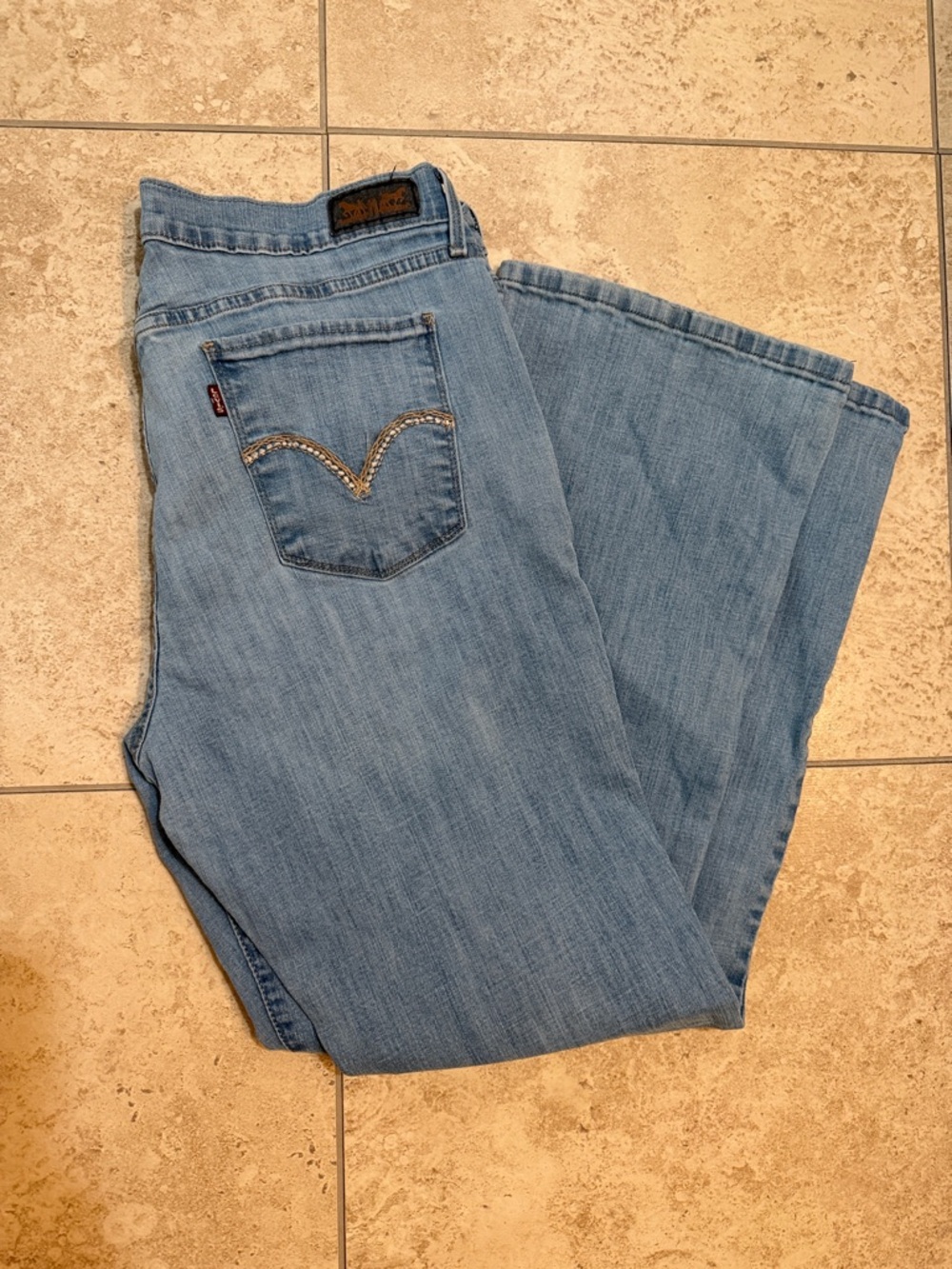 Women's Levi 515 bootcut Jeans size 14